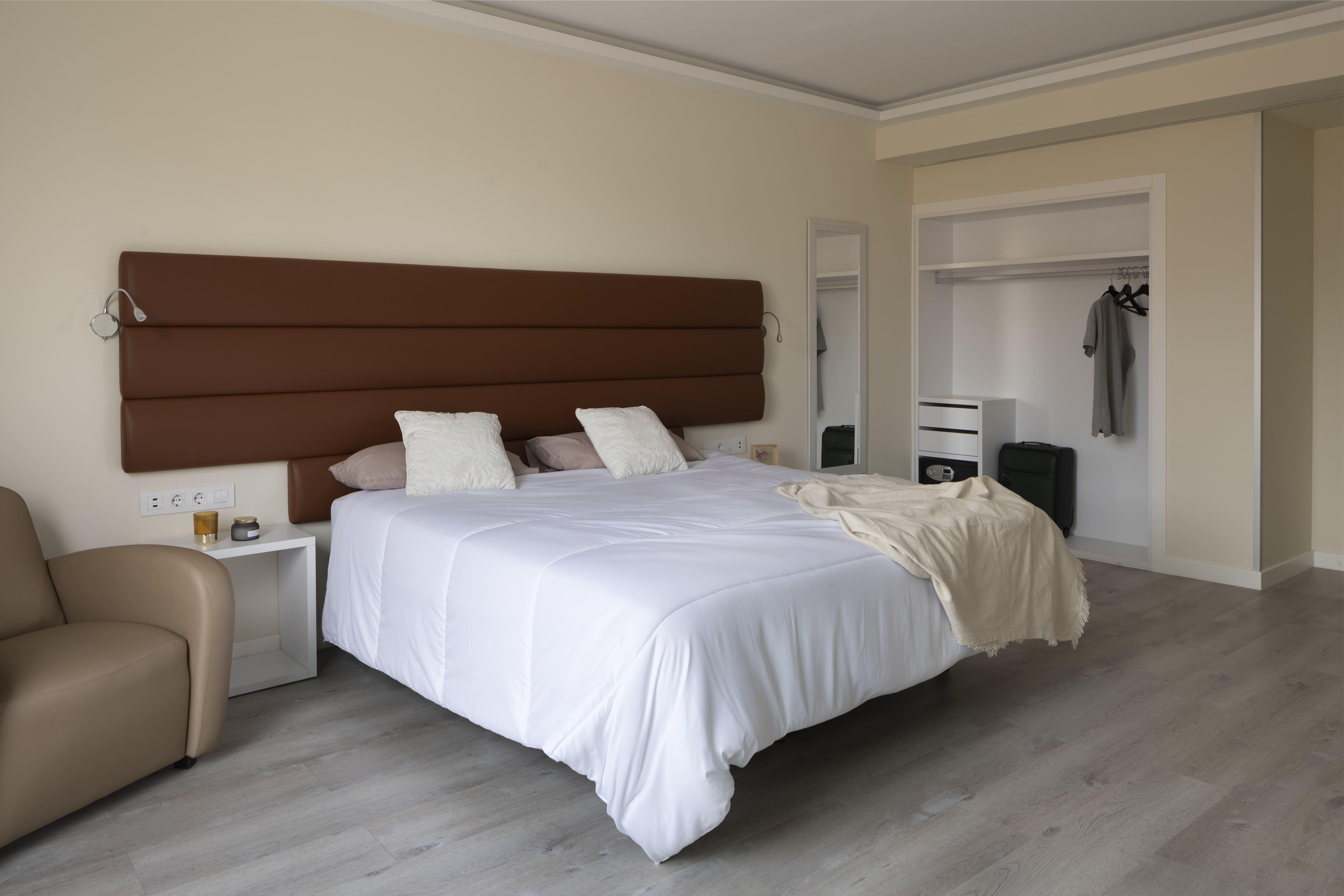 Libere Barcelona Sant Antoni Aparthotel Exterior foto