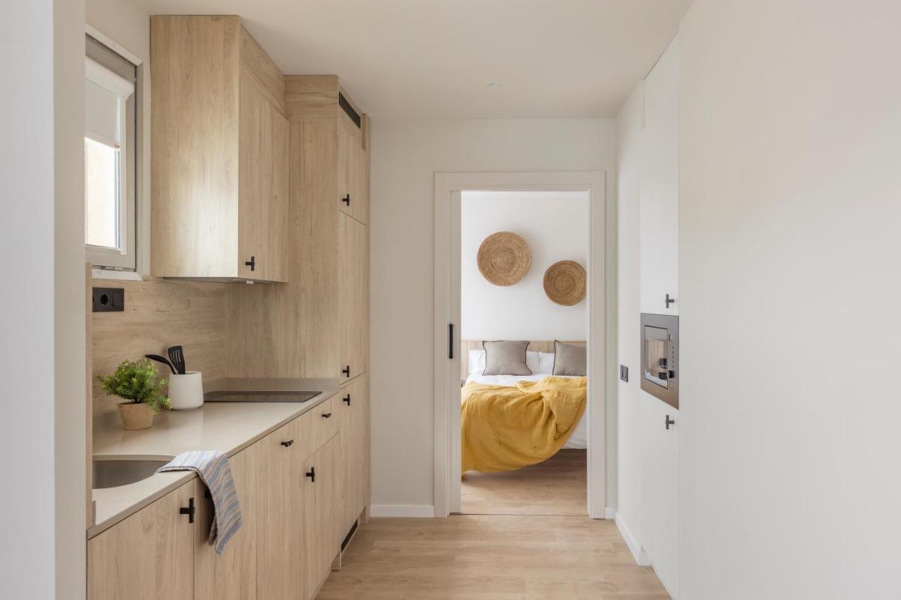Libere Barcelona Sant Antoni Aparthotel Exterior foto